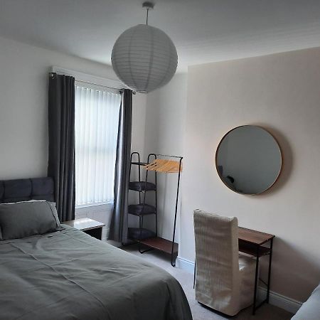 Seacliff Road Luxury Apartments Бангор Экстерьер фото