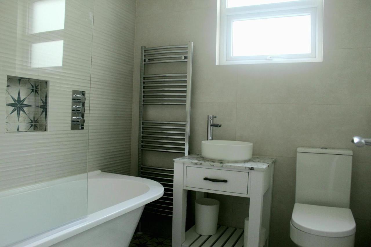 Seacliff Road Luxury Apartments Бангор Экстерьер фото